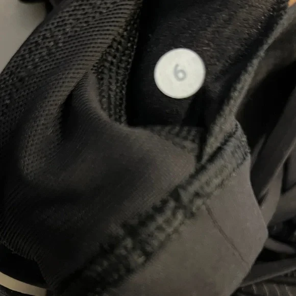 Lululemon Athletica Black Strappy Tank Top with Built in Bra with Removable Pads - Picture 4 of 5